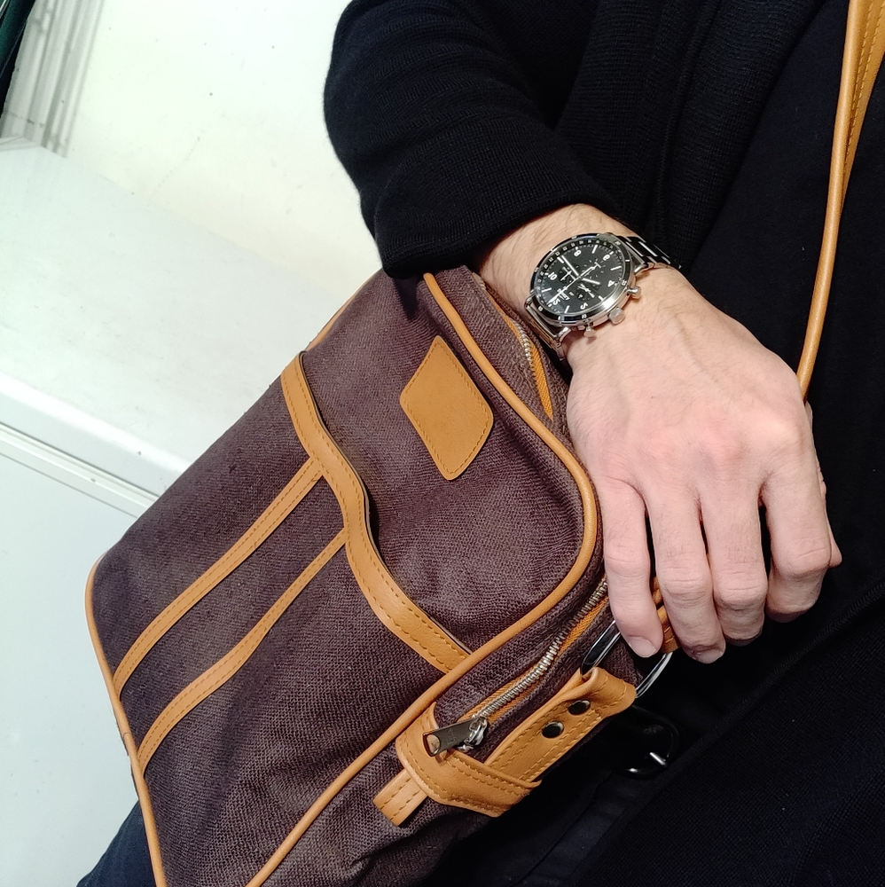 Unisex messenger bag